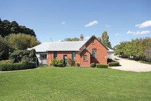 Woodend Old School House Bed and Breakfast - Accommodation BNB