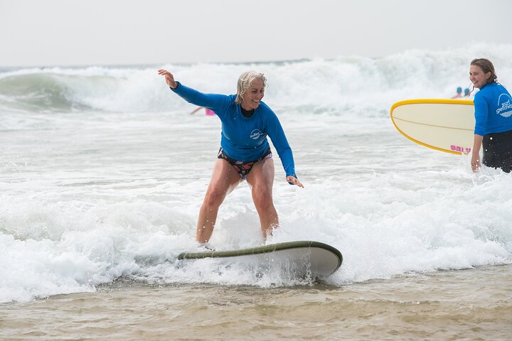 Monthly Intro / Beginner Surf Clinics for Women - Byron Bay / Lennox Head - Accommodation BNB